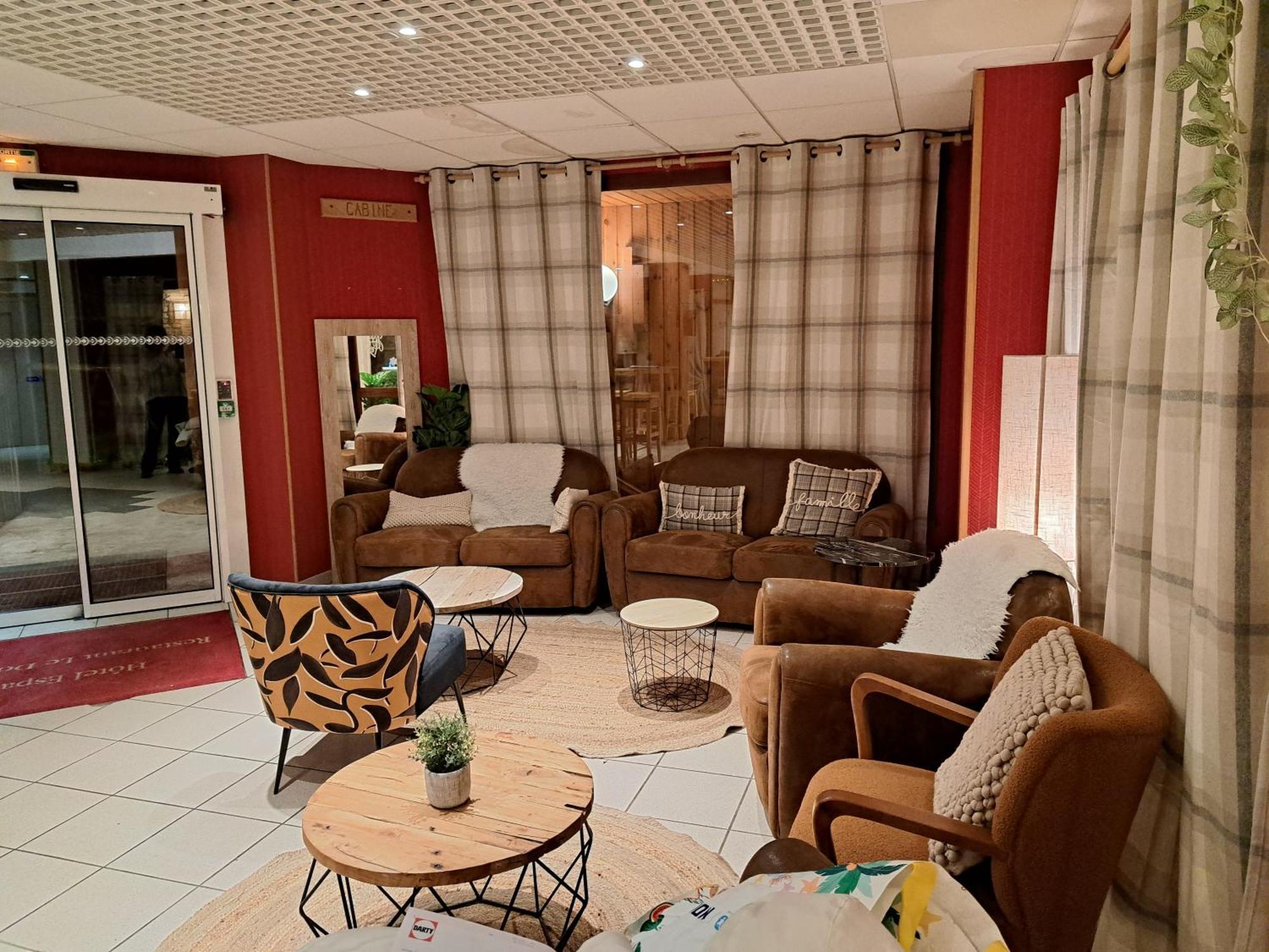 Hotel Espace Montclar Montclar  Exterior photo